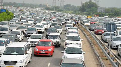 Odd-even rule, vehicle ban is not a solution to curb pollution: Nitin Gadkari