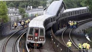 Singapore, Western area, Straits Times Newspaper, Train collided