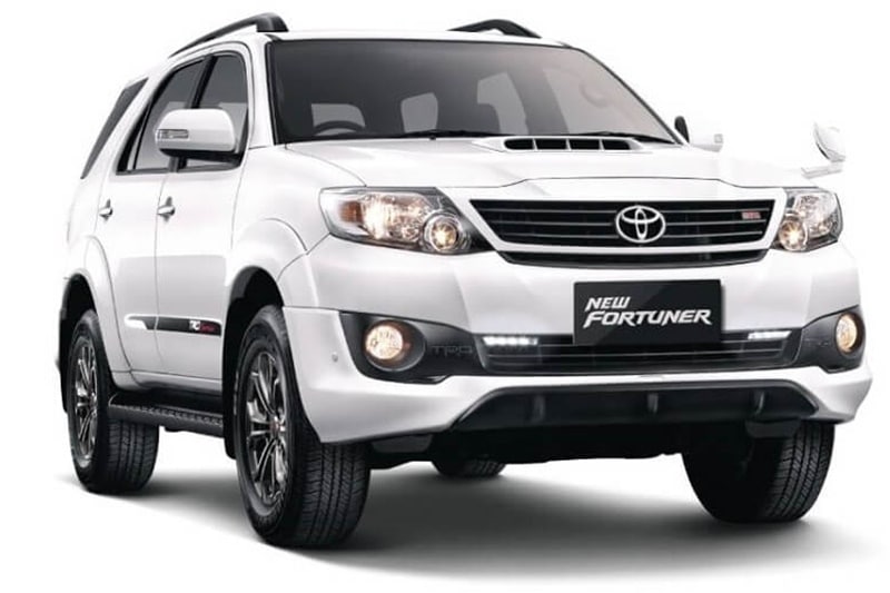 Toyota Fortuner 4X4: The Fortuner was presented Kohli as a gift from Toyota when the cricket celebrity signed an endorsement deal with the Japanese carmaker.