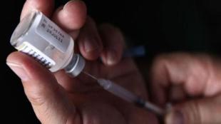 Moderna Therapeutics, first cancer vaccine, cancer, FedEx truck, US, mRNA, RNA,  Catalent Biologics, Genentech, cancer cells