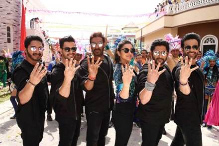 Golmaal Again is the fourth installment of the franchise. (IE) Golmaal Again is the fourth installment of the franchise. (IE)