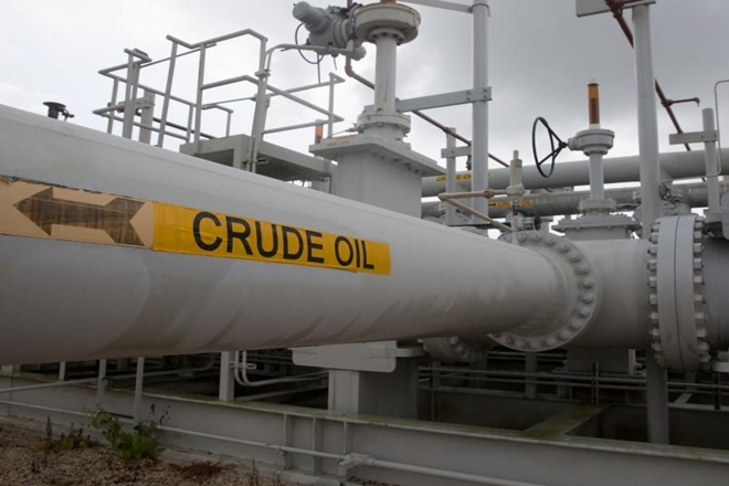 US oil prices remain hugh admist an effort by the Organization of the OPEC and a group of other producers, including Russia, to withhold 1.8 million bpd of output (Source: Reuters) US oil prices remain hugh admist an effort by the Organization of the OPEC and a group of other producers, including Russia, to withhold 1.8 million bpd of output (Source: Reuters)