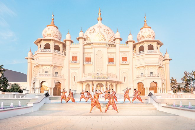 Dubai Parks, resorts in dubai, Bollywood Parks in dubai, LEGOLAND, Theme Parks, DXB Entertainments PJSC, DXB Entertainments PJSC, Rajmahal Theatre