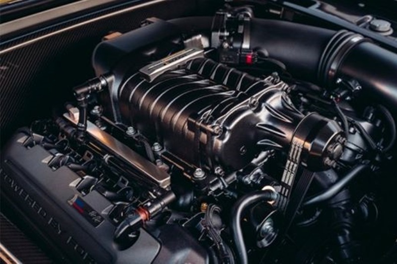 Under the hood, The Boss Mustang gets a Ford Performance Aluminator 5.0-liter V-8 with a Stage 2 Ford Performance/Roush supercharger. The undisclosed horsepower is then routed to the rear wheels via a Bowler T56 transmission and 9-inch Ford rear differential. Although given the specs we’d suspect something over 500 hp!