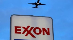 Exxon Mobil CEO Darren Woods , exxon, Darren Woods