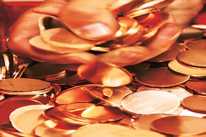 gold investment, how to invest in gold, invest in yellow metal, gold coins, why one should invest in gold, gold price, gold ETFs, mutual funds online