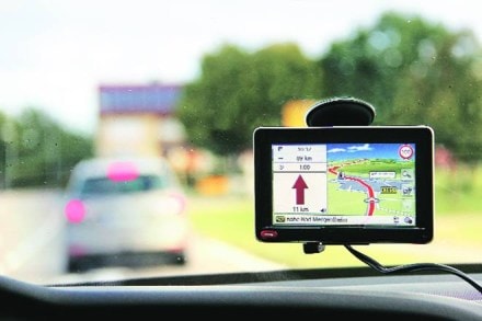 Smartphone, Small cameras, GPS device, Notebooks, Recorders, Car Gps