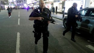 Shooting in London Oxford Circus station, london, london police, Oxford Street, latest news on shooting in london oxford, Oxford Circus tube station