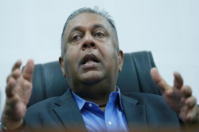 sri lanka, sri lanka fossil fuel, sri lanka fuel crisis, sri lanka samaraweera, sri lanka finance minister, sri lanka fossil fuel vehicles, sri lanka 2025 vehicles, sri lanka GDP fuel