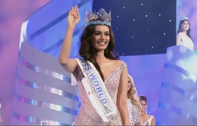 miss world 2017, manushi chillar wins miss miss world 2017, manushi chillar bags miss world crown, haryana manushi chillar, miss world pageant winner 2017, femina miss india 2017 winner, manushi chillar wins femina india 2017, Miss World 2016 winner Puerto Rico Stephanie Del