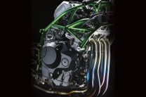 Supercharged 998cc, four-cylinder engine churning out a whopping 305 hp of power.