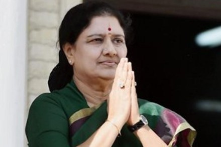 it raids, poes garden raids, sasikala raids, sasikala, poes garden, jayalalithaa, aiadmk raids