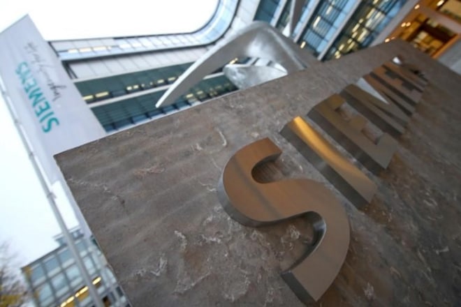 us, chinese, chinese corportation, American corporations, chinese hack, chinese hackers, Three Chinese nationals have been indicted by the US Justice Department for allegedly hacking and stealing sensitive internal documents of American corporations like Moody's Analytics and Siemens for nearly six years.