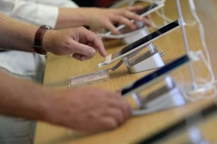 demonetisation, note ban, notebandi, currency ban, new currency, india phone market, india smartphone market, mobile phone market