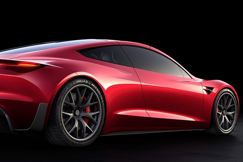 The Tesla Roadster can hit a top speed of over 400 kmph. With this, the pure electric wonder will join the club of the superfast cars in the world that includes the Bugatti Chiron and Koenigsegg Agera.