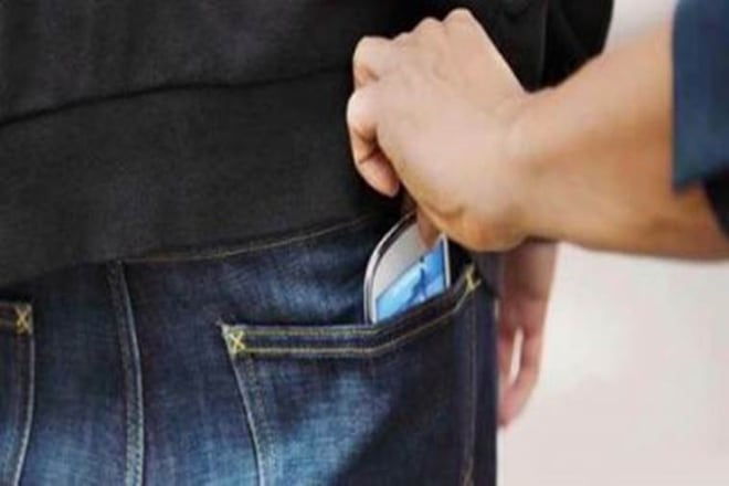 SELFIE EXPOSED MOBILE THIEF, mobile thief 2017, mobile thief EXPOSED, selfie identified a mobile thief, mobile thief SELFIE, Mandeep Randhawa, DCP (central), 35-year-old woman's cell phone STOLEN, SELFIE EXPOSED MOBILE THIEF SELFIE EXPOSED MOBILE THIEF, mobile thief 2017, mobile thief EXPOSED, selfie identified a mobile thief, mobile thief SELFIE, Mandeep Randhawa, DCP (central), 35-year-old woman's cell phone STOLEN, SELFIE EXPOSED MOBILE THIEF