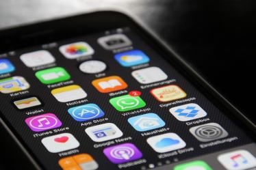 Here is a list of 5 alternative apps you can try when WhatsApp is down.