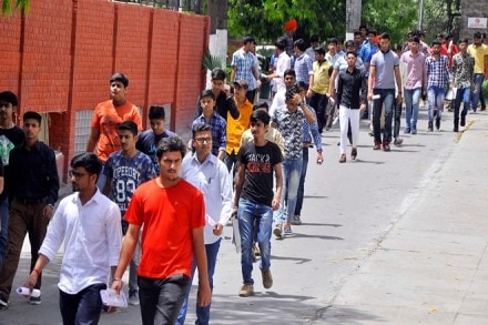 CAT 2017, CAT 2017 exam, CAT 2017 exam date, CAT, cat 2017 rews, cat 2017 admit card, cat 2017 last minute tips, cat 2017 DO's and Don'ts, cat 2017, cat 2017 Indian Institute of Management, cat 2017 iim Lucknow, iim Lucknow, Common Admission Test CAT 2017, iimcat.ac.in, Mobiles, electronic gadgets, watches, calculators, stationery items, papers, wallets, goggles