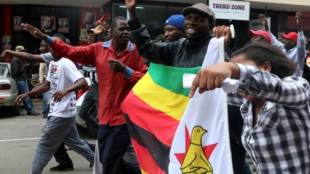 zimbawe, protest in zimbawe, robert mugabe, zimbawe president, mugabe exit, mugabe protest, independence war, zimbawe activists, Constantino Chiwenga