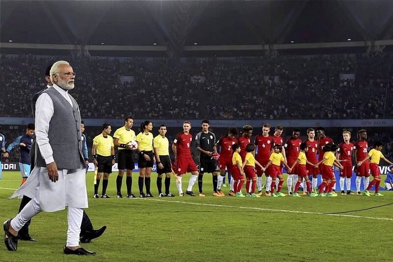 Cup 2017: Prime Minister Narendra Modi graced Indian football's historic moment when he greeted players of both the teams before the kick off India's opening FIFA U-17 World Cup match against USA, in New Delhi. (Source: PTI)