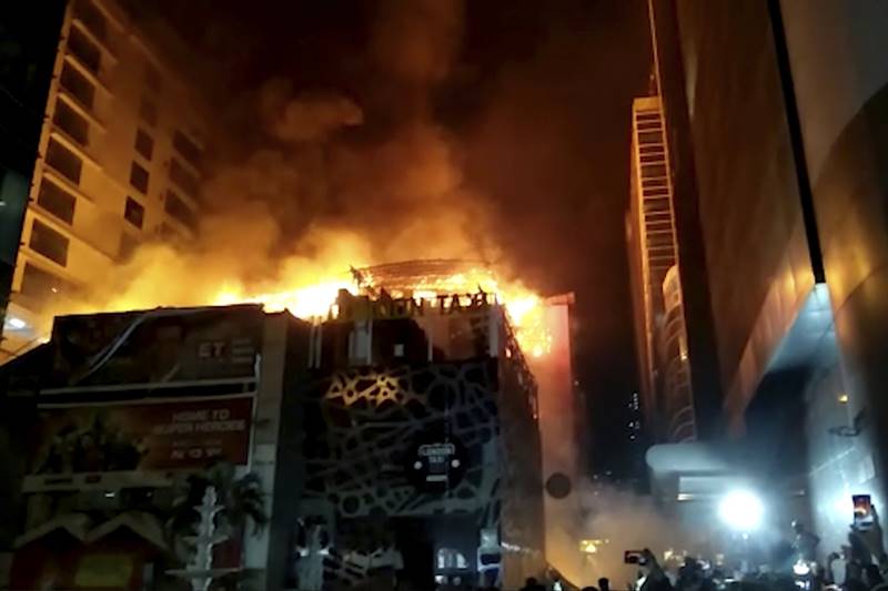 mumbai fire, Mumbai Kamala Mills Building, mumbai building fire, lower parel, Kamala Mills fire, Senapati Bapat Marg, mumbai fire, bmc disaster