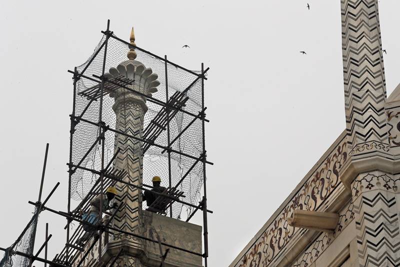 taj mahal, taj mahal cleaning, taj mahal photos, taj mahal news, taj mahal in agra, agra, World Heritage site, where is taj mahal, taj mahl best time to visit, agra photos