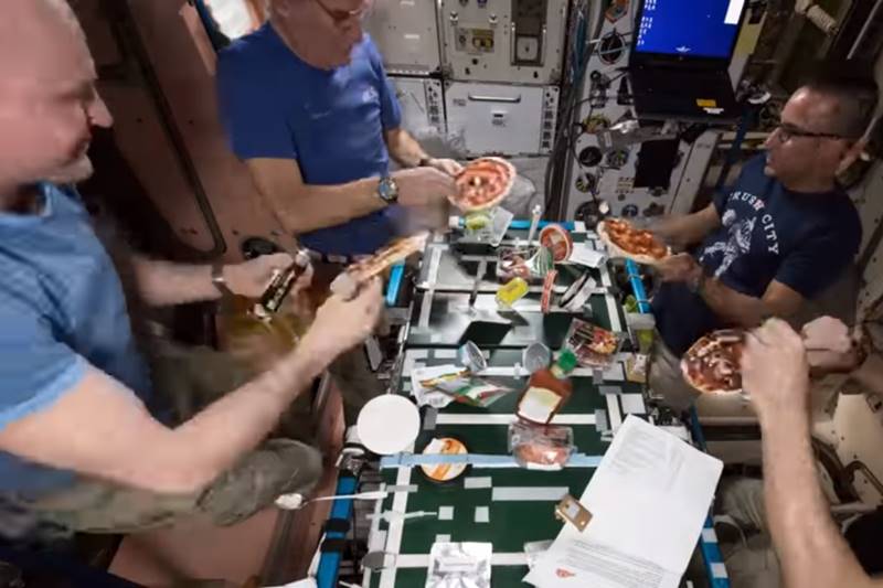 Astronauts, International Space Station, pizza party, pizza in space, space station, eat pizza, pizza lovers, pizza in space station, astronauts eat pizza, NASA, Randy Bresnik, world news, NASA photos