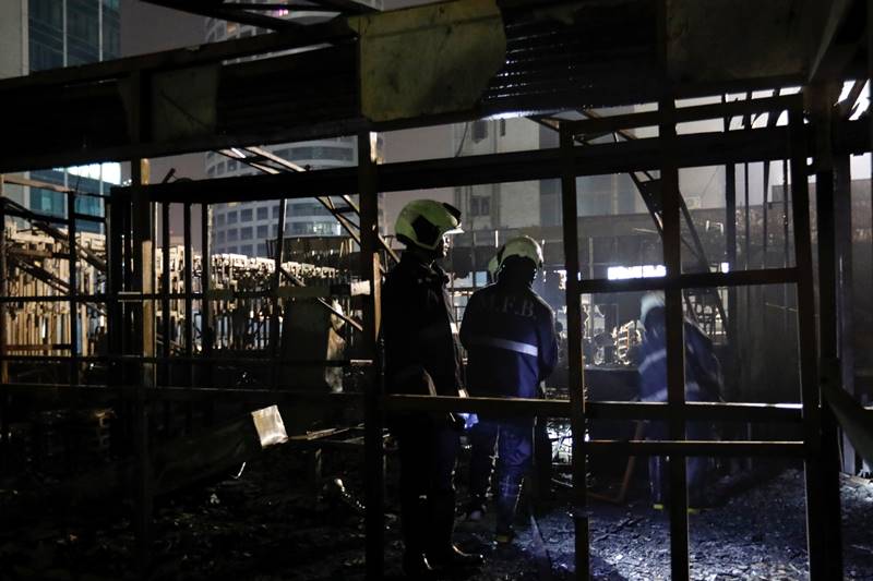 mumbai fire, Mumbai Kamala Mills Building, mumbai building fire, lower parel, Kamala Mills fire, Senapati Bapat Marg, mumbai fire, bmc disaster