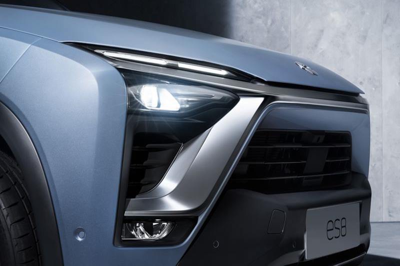 Nio plans to build over 1100 power-swap stations in China by 2020 and will help in building the overall ecosystem of electric vehicles in China. William Li also says that a battery-swap station can be assembled with a day.