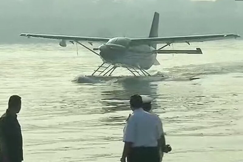 Narendra Modi seaplane flight, seaplane, seaplane in india, PM modi, amphibious aircraft, sabarmati riverfront, gujarat polls, gujarat polls dates, gujarat results, rahul gandhi