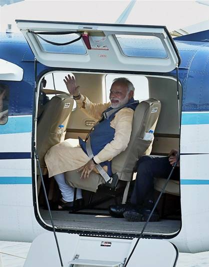 Narendra Modi seaplane flight, seaplane, seaplane in india, PM modi, amphibious aircraft, sabarmati riverfront, gujarat polls, gujarat polls dates, gujarat results, rahul gandhi