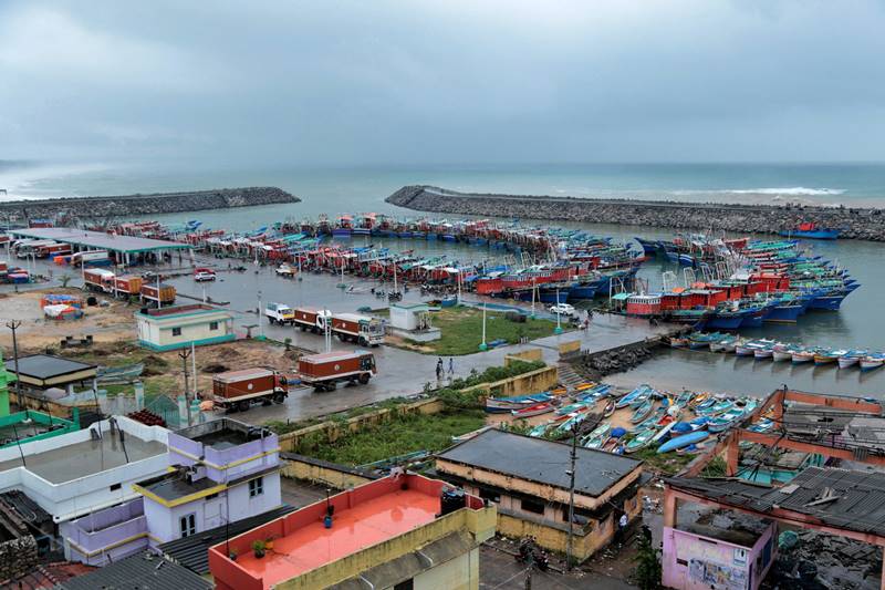 Ockhi, Cyclone Ockhi, Cyclone Ockhi Live, Chennai cyclone, kerala cyclone, tamil nadu clyclone, Ockhi cyclone image, Ockhi cyclone video, Chennai Weather, Chennai Weather live, Chennai Weather Live Updates, Kerala Cyclone, Cyclone Ockhi Live Updates, cyclone in india, chennai wather update, kerala weather, kerala rains, weather update of tamil nadu, current temperature in chennai, current tamil nadu temperature, tchennai cyclone name, tamil nadu cyclone image, tamil nadu cyclone video, kerala weather, kerala rains, weather update of tamil nadu, chennai flights, chennai trains