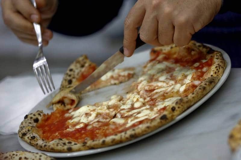 pizza, Naples pizza, Italy pizza, pizza eating, pizza lover, pizza twirling, UNESCO, intangible heritage, heritage status, best food, italian food, italy food, food in italy, pizza in italy, where to eat Naples pizza, best pizza in world
