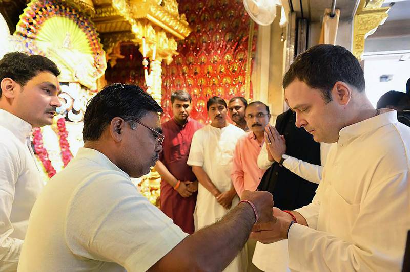 rahul gandhi, rahul in gujarat, gujarat polls 2017, gujarat elections 2017, Rahul visits Jagannath Temple, Rahul gandhi visits Jagannath Temple, Jagannath Temple, Jagannath Temple in ahmedabad