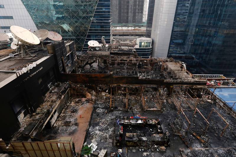 mumbai fire, Mumbai Kamala Mills Building, mumbai building fire, lower parel, Kamala Mills fire, Senapati Bapat Marg, mumbai fire, bmc disaster