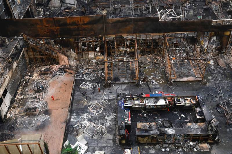 mumbai fire, Mumbai Kamala Mills Building, mumbai building fire, lower parel, Kamala Mills fire, Senapati Bapat Marg, mumbai fire, bmc disaster