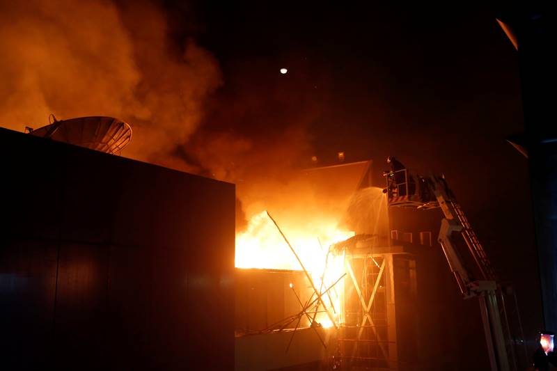 mumbai fire, Mumbai Kamala Mills Building, mumbai building fire, lower parel, Kamala Mills fire, Senapati Bapat Marg, mumbai fire, bmc disaster