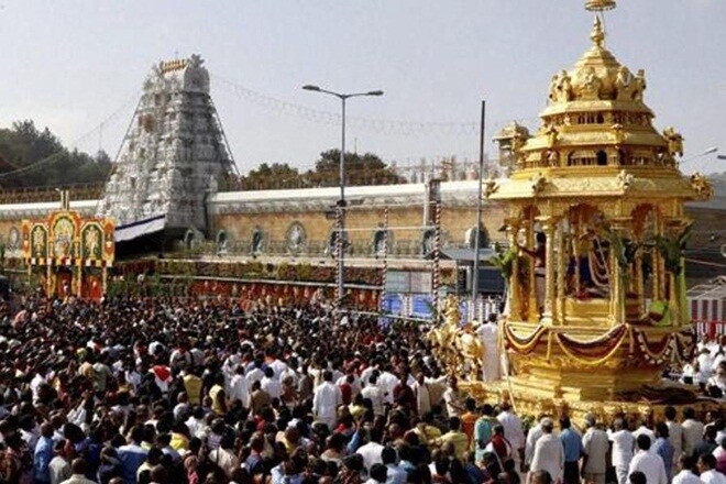 new year, new year 2018, new year shayari, new year celebration, new year greetings, new year in india, new year wishes, new year resolution, celebration in andhra pradesh, new year celebration in temples, new year celebrations in andhra pradesh temples, temples in andhra pradesh, andhra pradesh