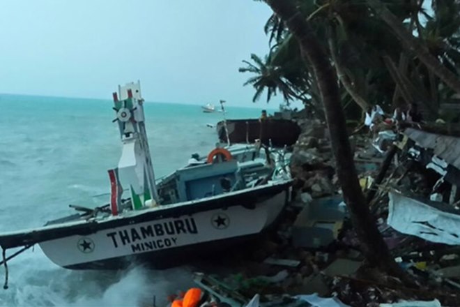 lakshadweep, cyclone, cyclone battered Lakshadweep, extensive property damage, help to cyclone hit places, cyclone hit islands