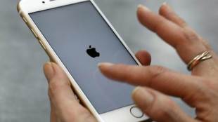 apple, apple iphone, iphone prices in india, iphone current price, iphone SE, iphone SE price, iphone customs duty, apple phone price, iphone price list