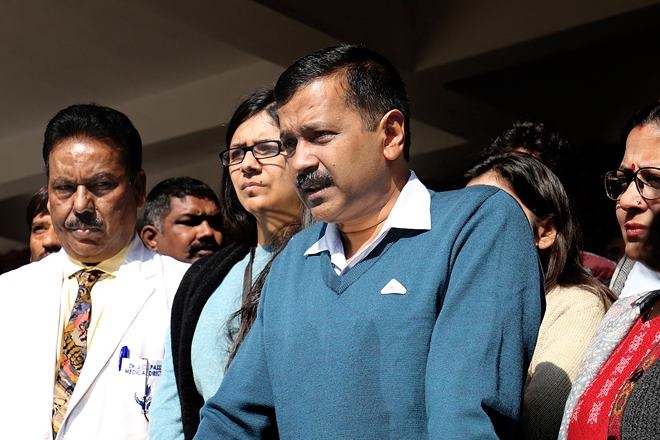 arvind kejriwal delhi metro, arvind kejriwal delhi metro fares, delhi metro prices, delhi pollution, india news
