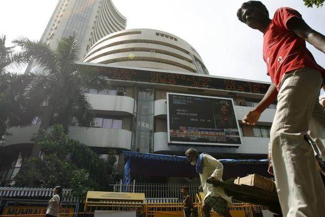 Top fund manager Krishna Kumar of Sundaram MF is bullish on insurance sector, PSU bank stocks