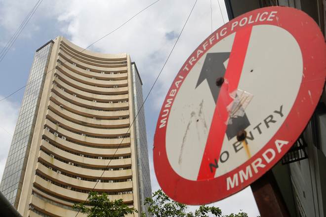 Sensex slips from 33,900, Nifty closes below 10,500 again; metal, real estate stocks shine