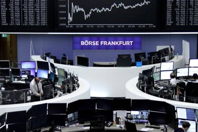 Michael Flynn, Michael Flynn guilty plea, european stock, US stock, US national security adviser, Euro zone stocks fell, rise in euro, rise in pound, political storm