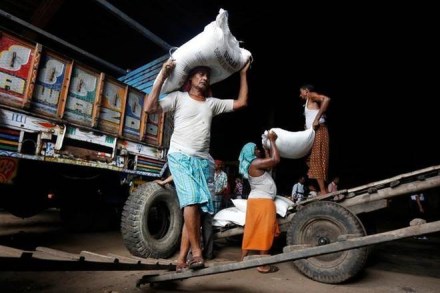 isma, indian sugar, lower duty, indian sugar in bangladesh, indian sugar in sri lanka, higher output estimates, levys import duty