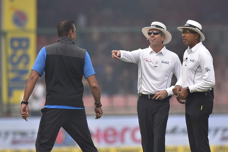 India vs Sri Lanka Highlights, virat kohli double century, sri lankan players halt play, sri lankan players wear masks, india vs sri lanka test disrupted, smog hit india vs sri lanka test