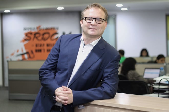 life insurance, Martijn De Jong, Chief Digital Officer at Aegon Life Insurance, interview with Martijn De Jong, growth challenges, term plans, artificial intelligence