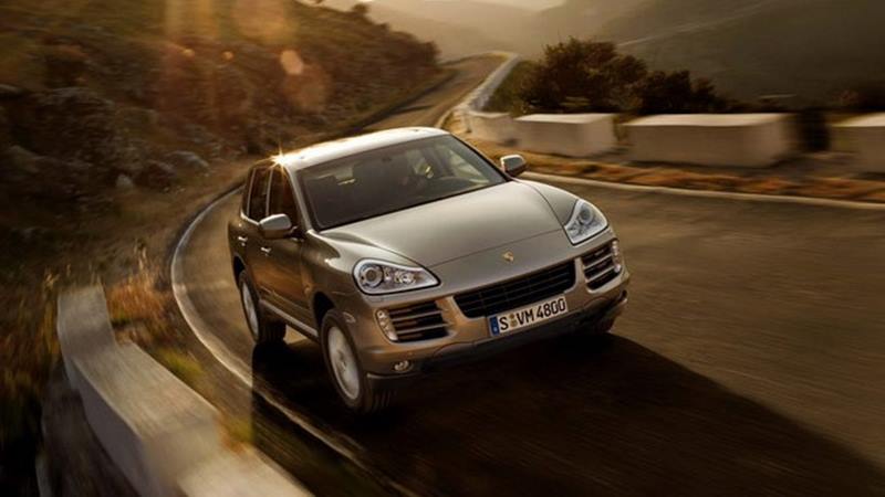 Porsche India is all set to launch the third generation Cayenne in the country in June 2018. Currently, nothing concrete can be said on what engines will run the new Porsche Cayenne. However, there is a healthy possibility that 3.0-litre V6 diesel engine will be on offer with a slight chance on a 4.0-litre V8 engine as well. Also expected to be on offer are new V6 petrol motors. The new Porsche Cayenne is expected to come with a price tag of over Rs 1 crore.