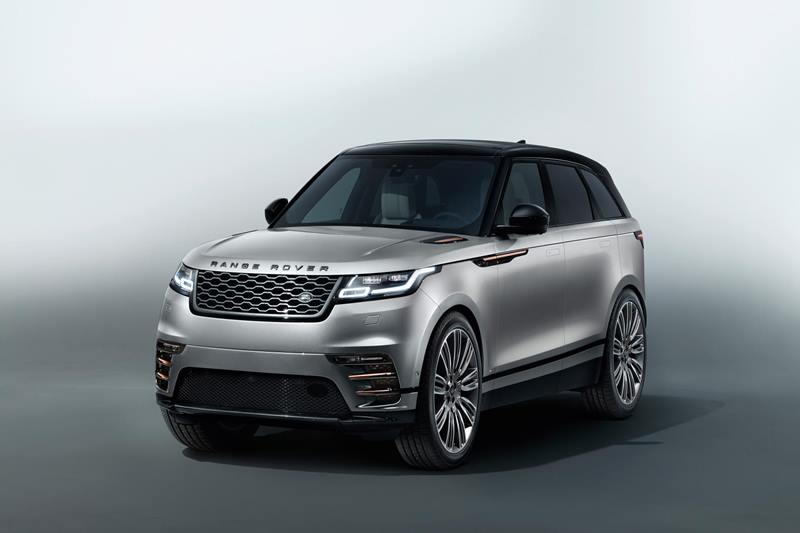 Land Rover designed the Velar to be dynamic, which is why it gets an all-wheel drive system, and Intelligent Driveline Dynamics (IDD) and Torque Vectoring through the brakes, now this is technology that you would usually find on a two-door sports cars making it more engaging to drive.
