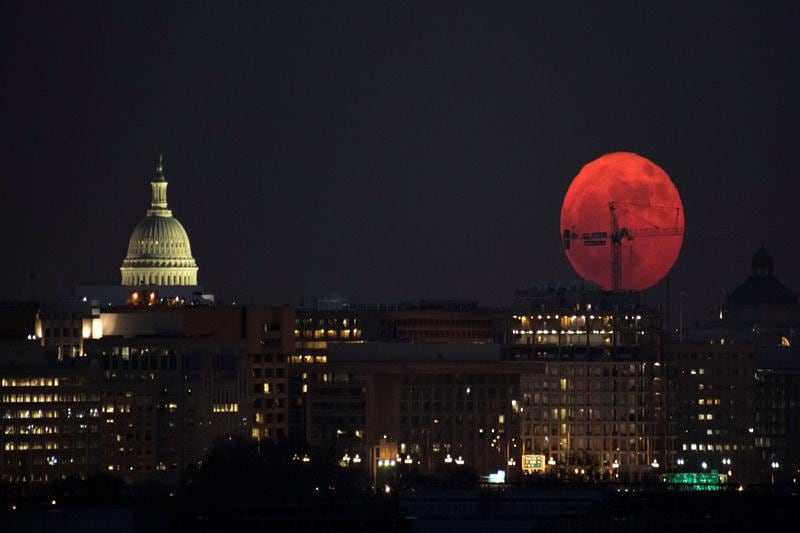 Supermoon, Supermoon 2017, Pictures of Supermoon, Images of Supermoon, Supermoon Nasa, Supermoon New York, Supermoon Toronto, Supermoon Washington, Next Supermoon, Last Supermoon,